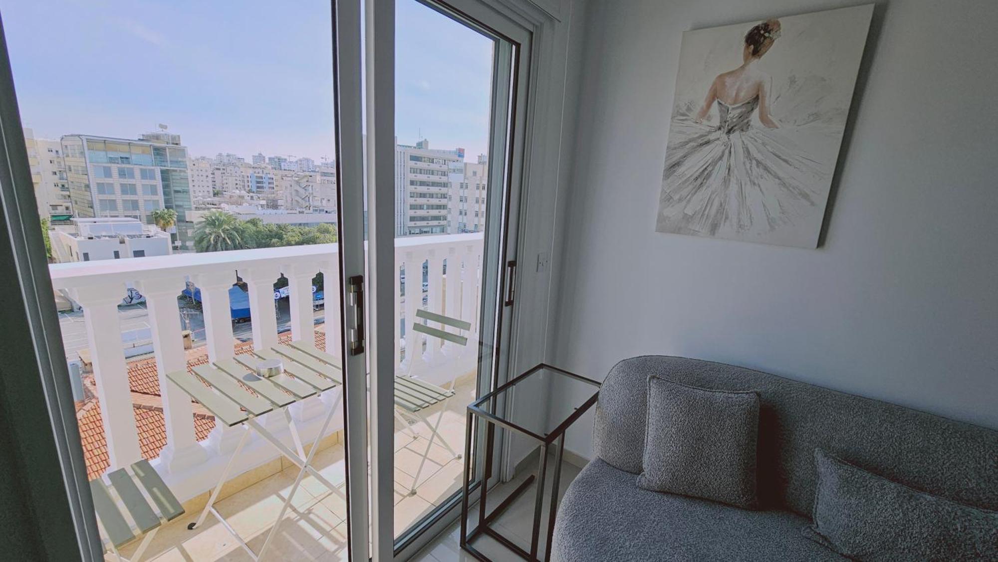 Stay Cosmo City Suites Nicosia Kültér fotó